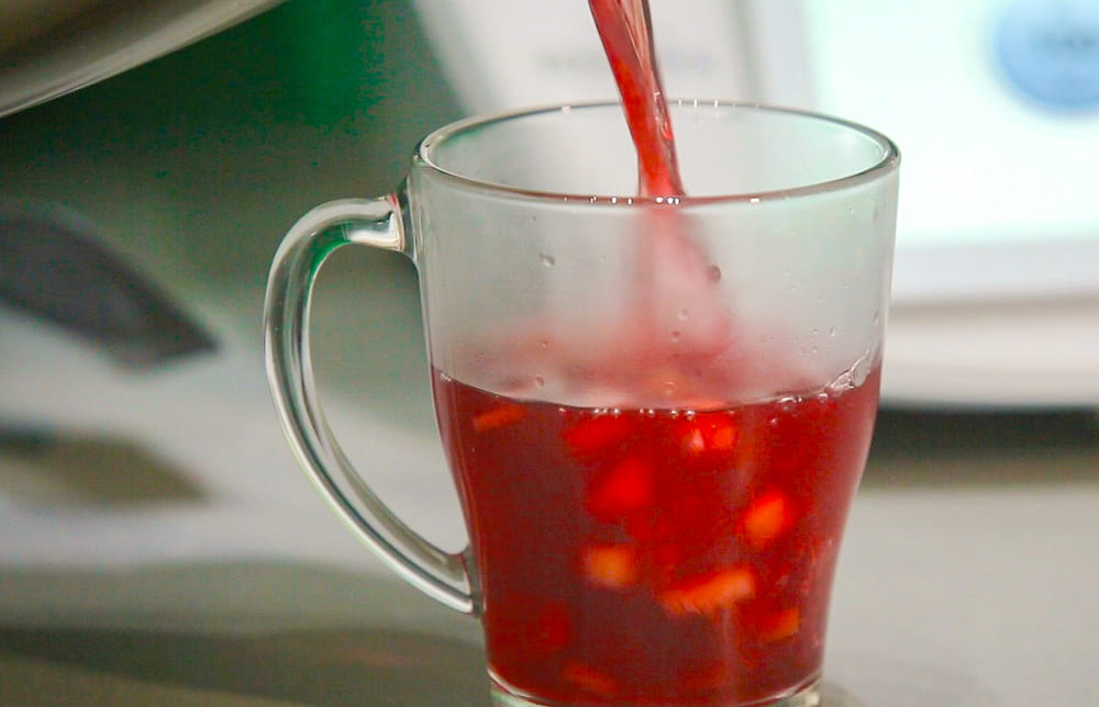 RETENÇÃO DE LÍQUIDO: CHÁ NATURAL